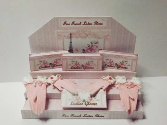 LADIES PINK GLOVE DISPLAY KIT